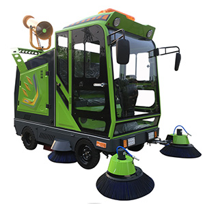 戰狼4封閉式電動掃地車